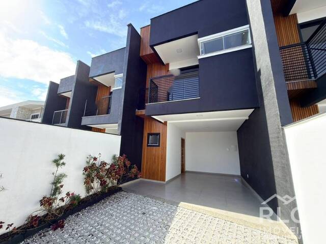 #0209 - Casa para Venda em Balneário Barra do Sul - SC - 1