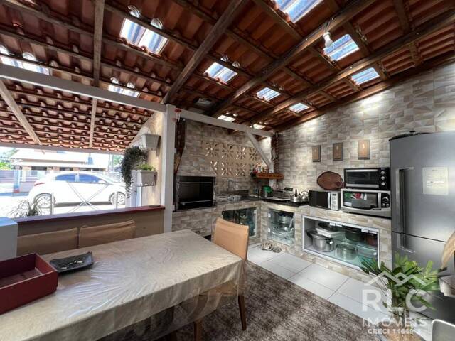 Casa para Venda em Balneário Barra do Sul - 4