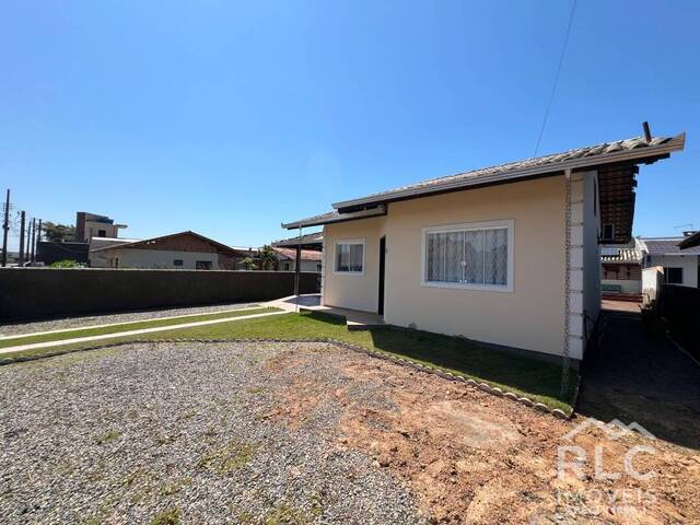 Casa para Venda em Balneário Barra do Sul - 2