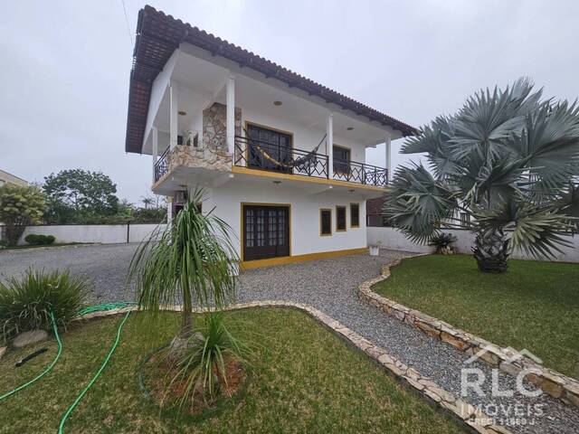 Casa para Venda em Balneário Barra do Sul - 3