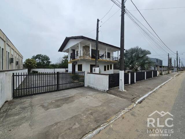 Casa para Venda em Balneário Barra do Sul - 4