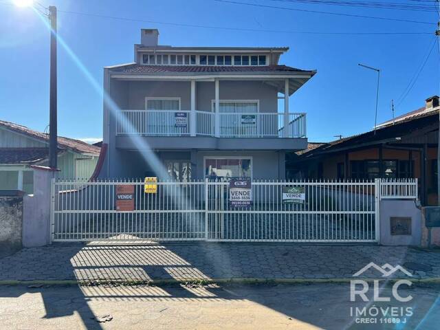#0154 - Casa para Venda em Balneário Barra do Sul - SC