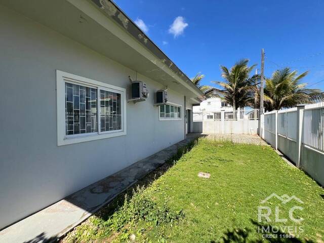 Casa para Venda em Balneário Barra do Sul - 4