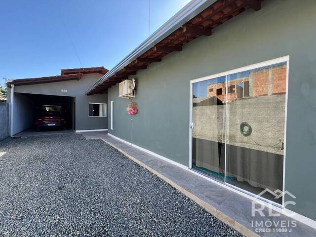 #0158 - Casa para Venda em Balneário Barra do Sul - SC - 2