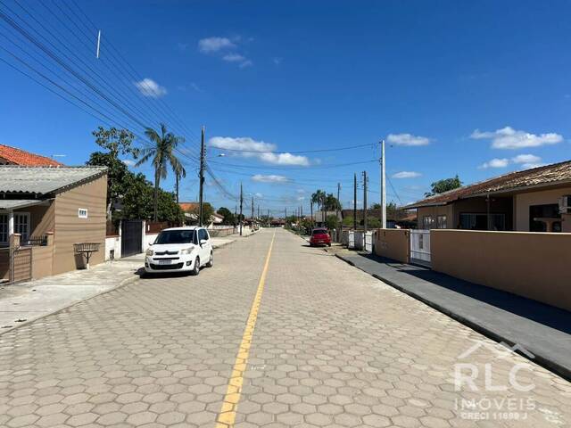 Casa para Venda em Balneário Barra do Sul - 4