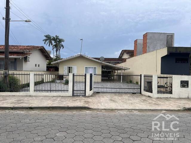 #0178 - Casa para Venda em Balneário Barra do Sul - SC
