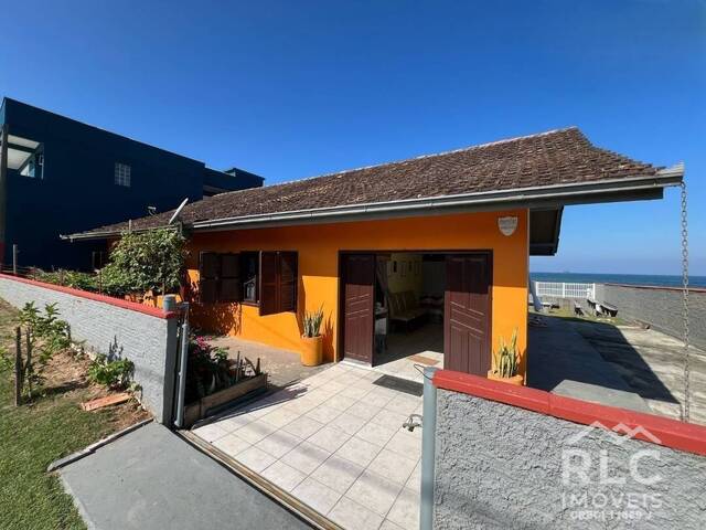 #0196 - Casa para Venda em Balneário Barra do Sul - SC - 2