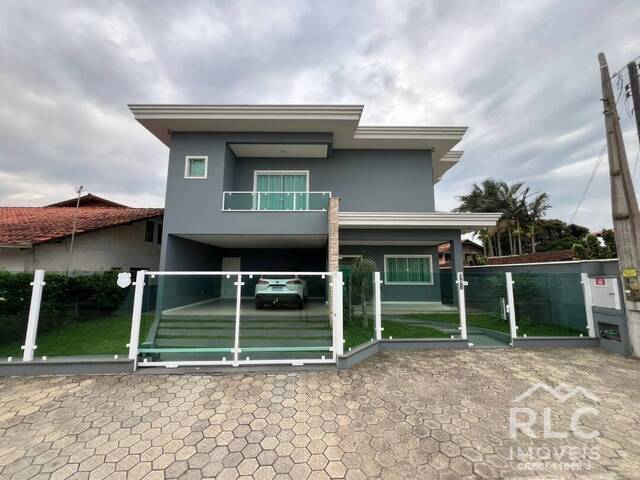 #0197 - Casa para Venda em Balneário Barra do Sul - SC - 2