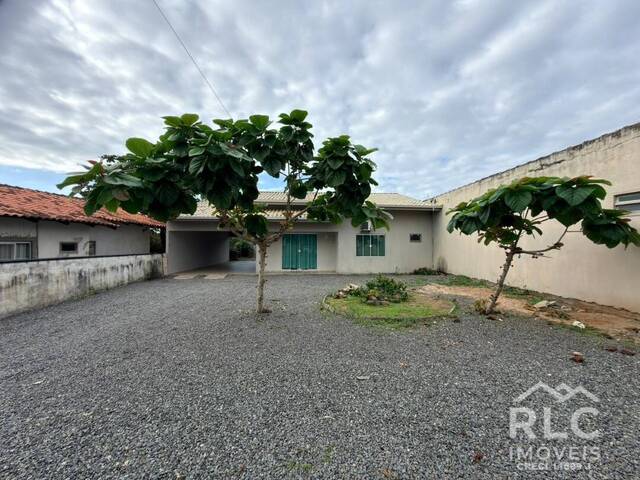 #0214 - Casa para Venda em Balneário Barra do Sul - SC - 2