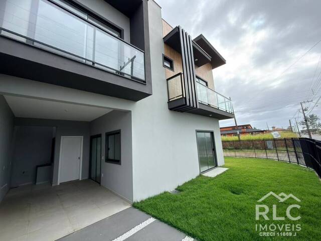 #0216 - Casa para Venda em Balneário Barra do Sul - SC