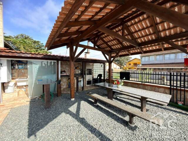 Casa para Venda em Balneário Barra do Sul - 5