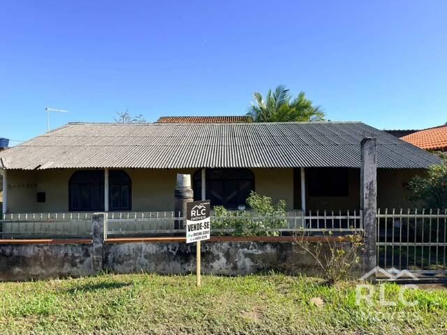 #0185 - Casa para Venda em Balneário Barra do Sul - SC