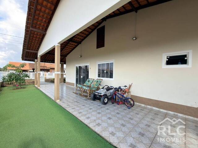 Casa para Venda em Balneário Barra do Sul - 3
