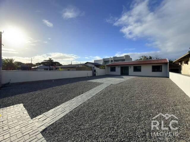 Casa para Venda em Balneário Barra do Sul - 3