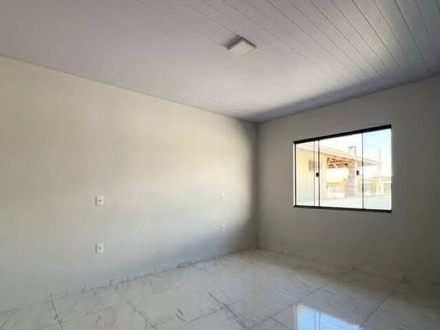 Casa para Venda em Balneário Barra do Sul - 5