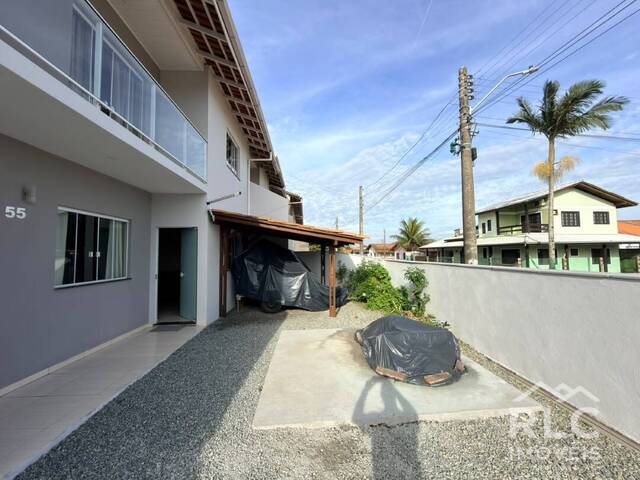 Casa para Venda em Balneário Barra do Sul - 2