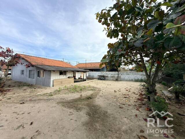 Casa para Venda em Balneário Barra do Sul - 3