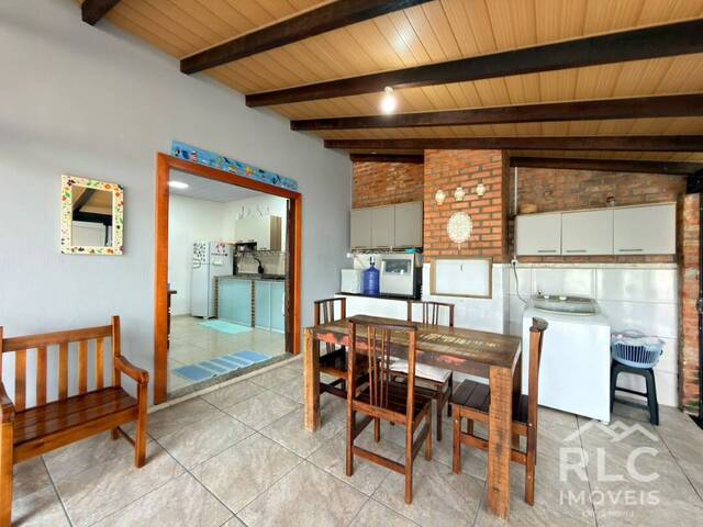 Casa para Venda em Balneário Barra do Sul - 4