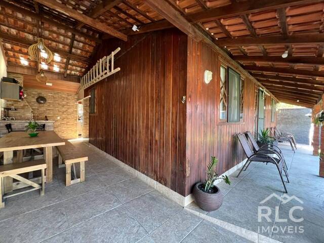 Casa para Venda em Balneário Barra do Sul - 4