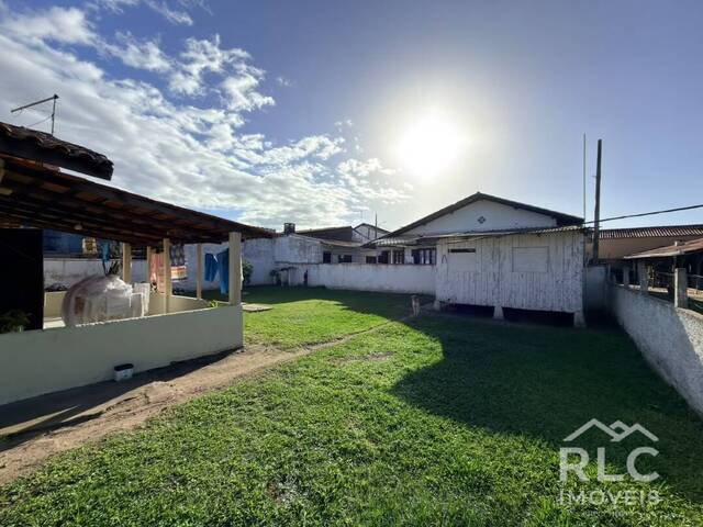 #0323 - Casa para Venda em Balneário Barra do Sul - SC - 3