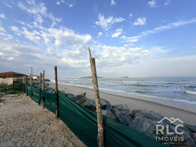 #0329 - Casa para Venda em Balneário Barra do Sul - SC - 1